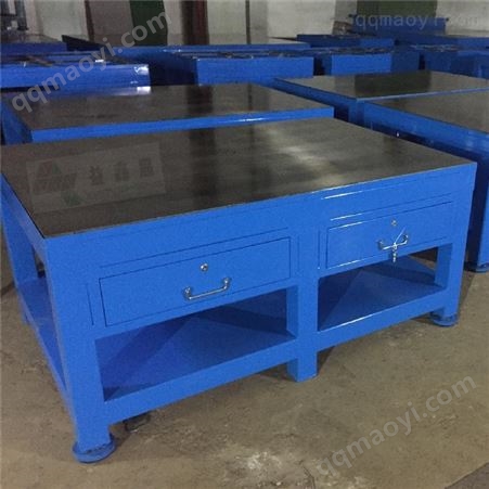 深圳鉗工工作臺 銷售鉗工工作臺*