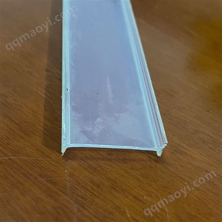 PVC透明挤压产品 挤压模具 挤出异型材