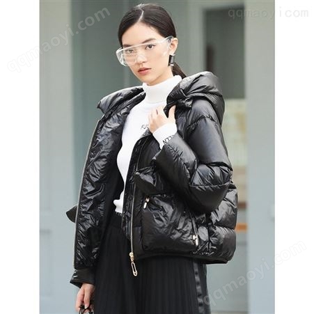 服装尾货合作 羽绒服连帽长袖面包服短款